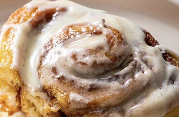 Cinnamon roll — gluten-free and wheat-free